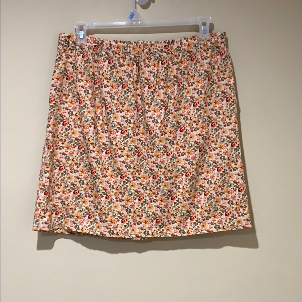 IZOD skirt - Picture 4 of 6